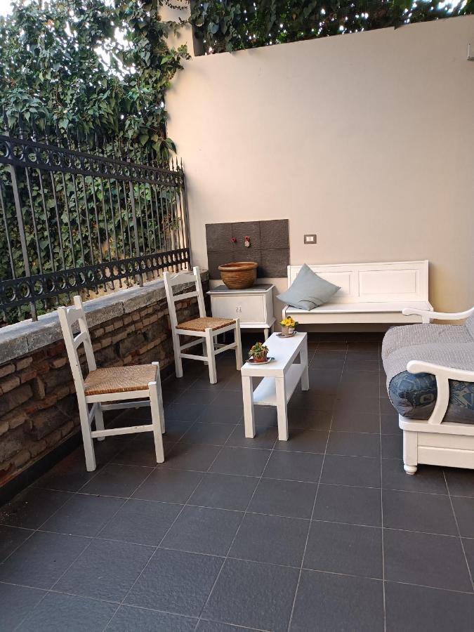 Apartment Yore *